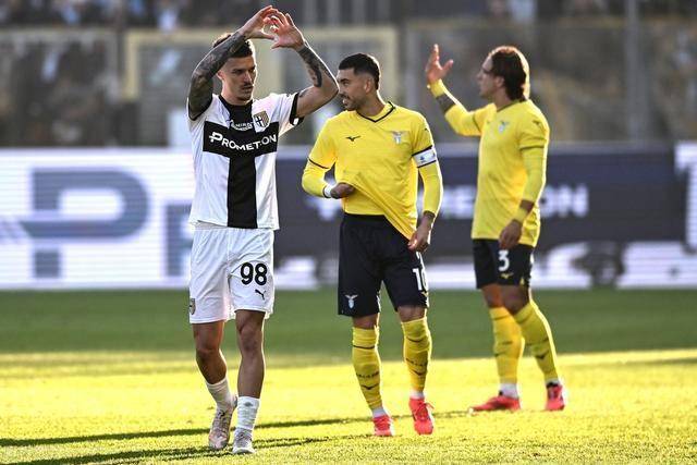 关于帕尔马惊险击败维罗纳，豪取三分的信息