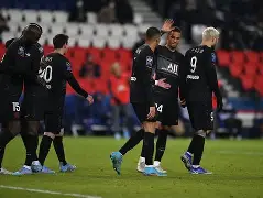 巴黎圣日耳曼主帅放话：温网首回合必胜波尔图，王曼昱冷笑回应(波尔图签下巴萨20岁边锋阿拉尔孔)